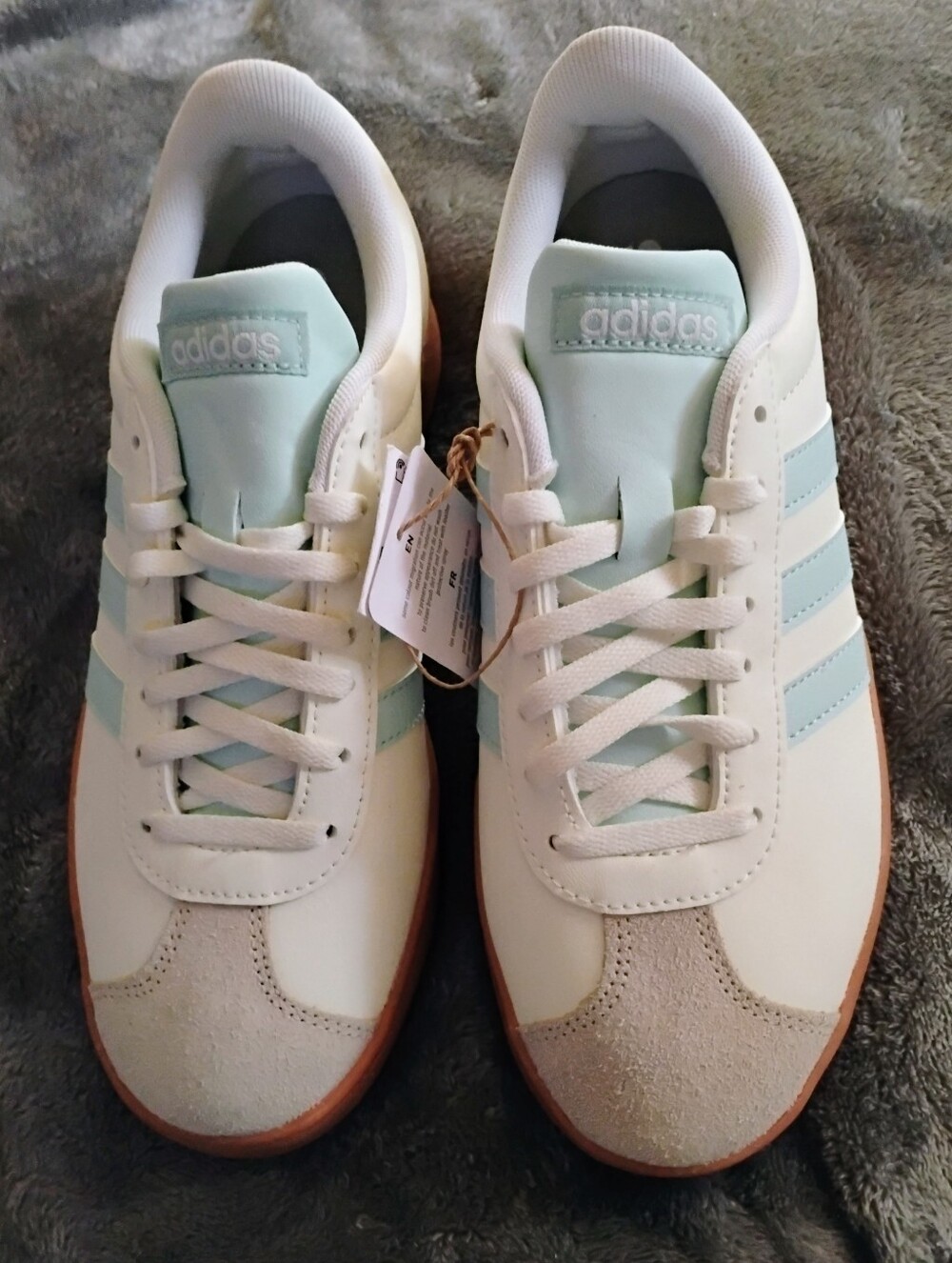Adidas Women's Size 7